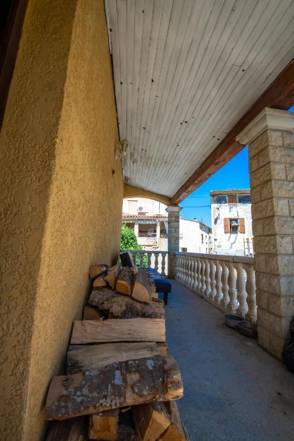 Вилла Camin Del Bosc Roquefort-des-Corbieres Экстерьер фото